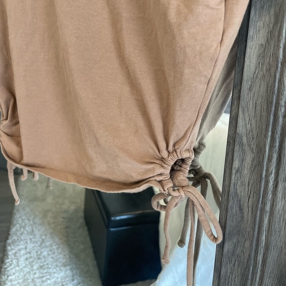 Suede Hollister crop top - Picture 2 of 4